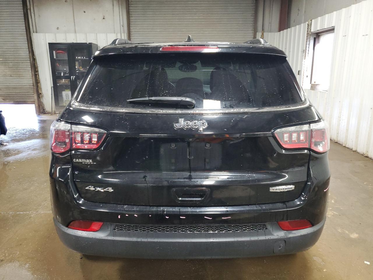 2017 JEEP Compass