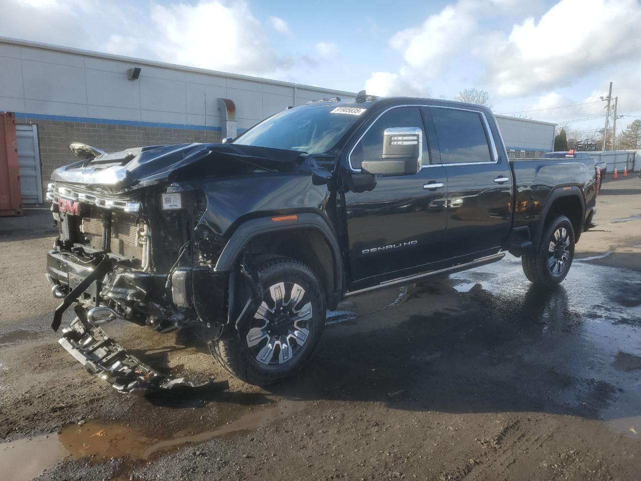 2024 GMC Sierra
