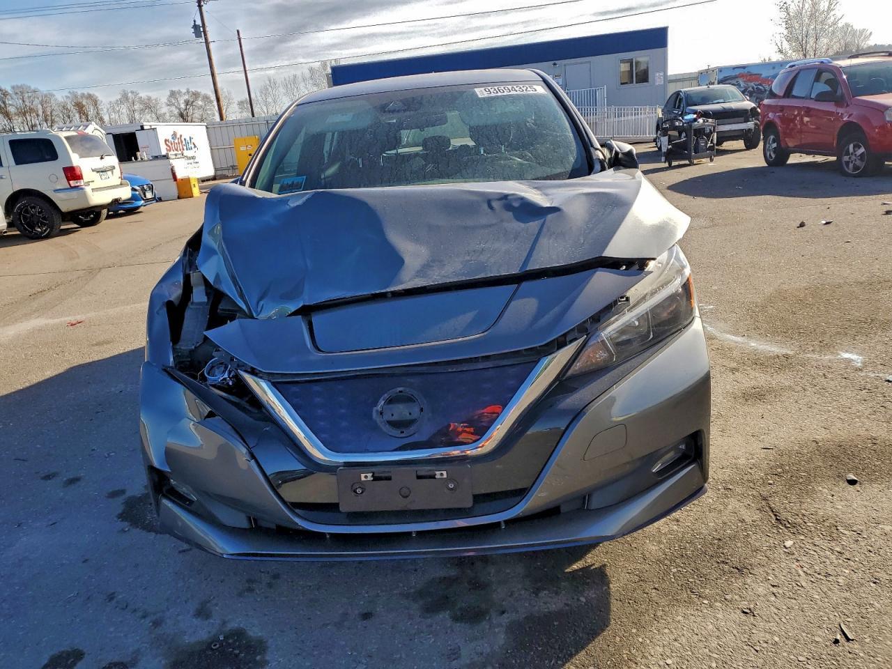 2020 NISSAN LEAF
