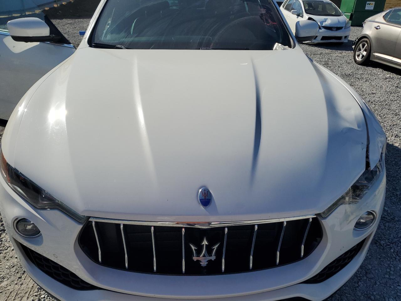 2017 MASERATI Levante