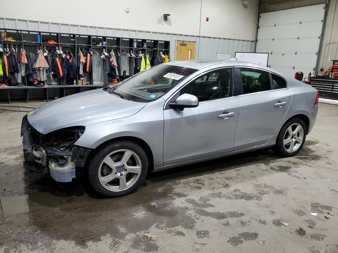 2013 VOLVO S60