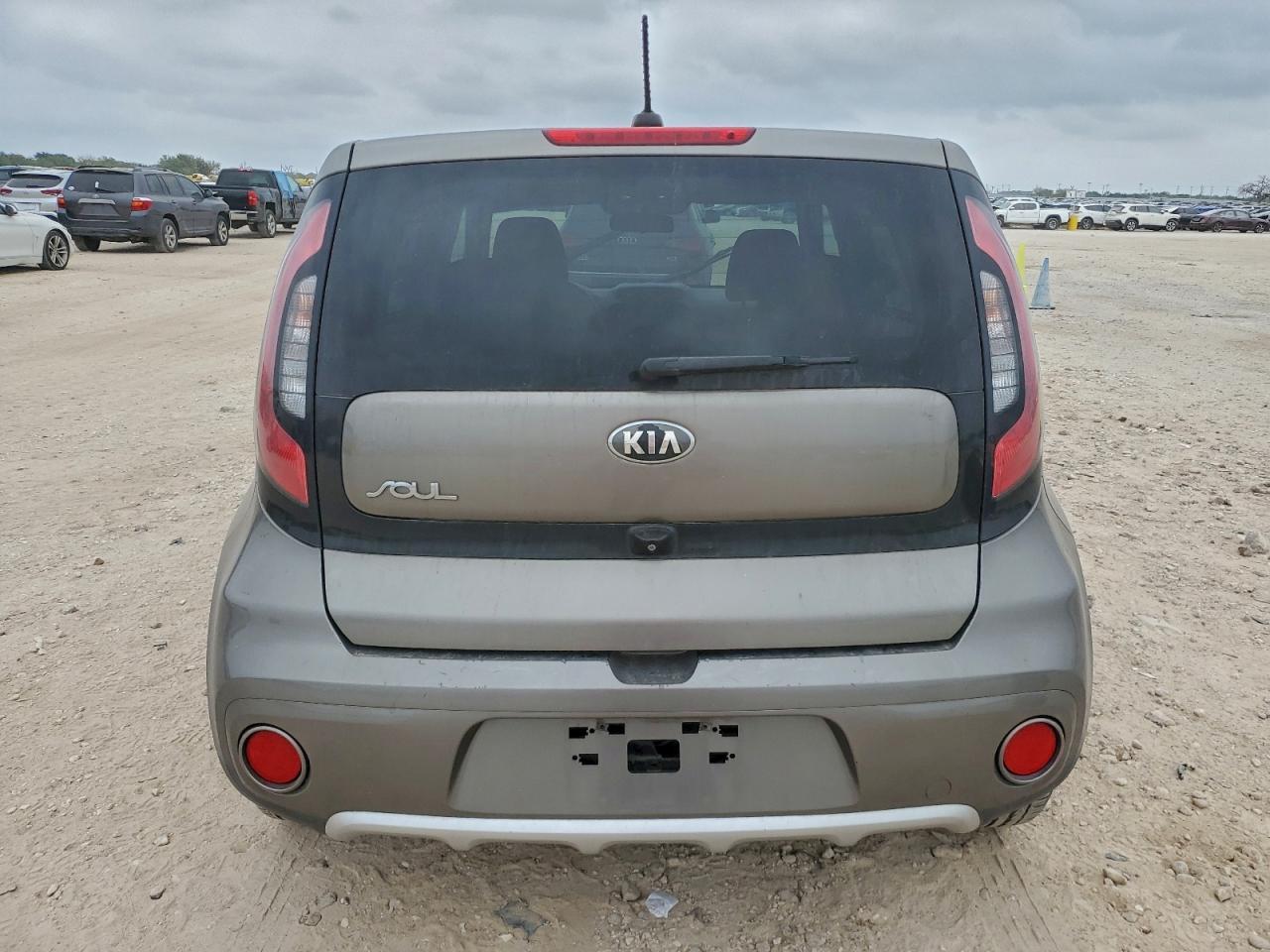 2018 KIA SOUL