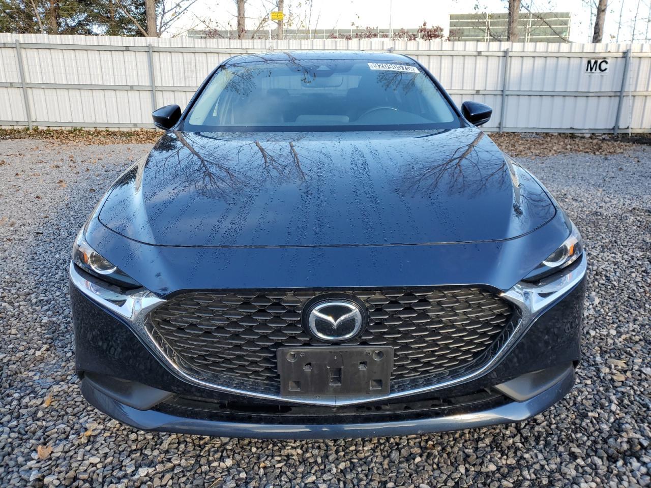 2019 MAZDA 3