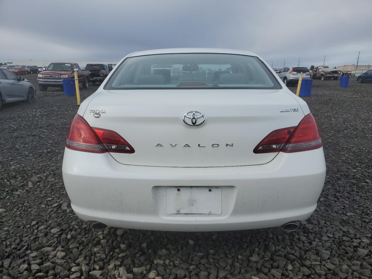 2008 TOYOTA Avalon