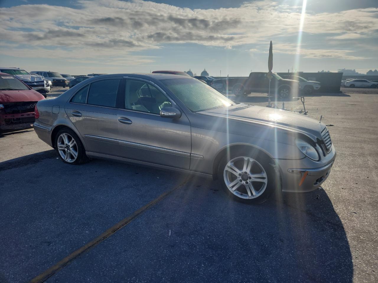2005 MERCEDES-BENZ E-Class