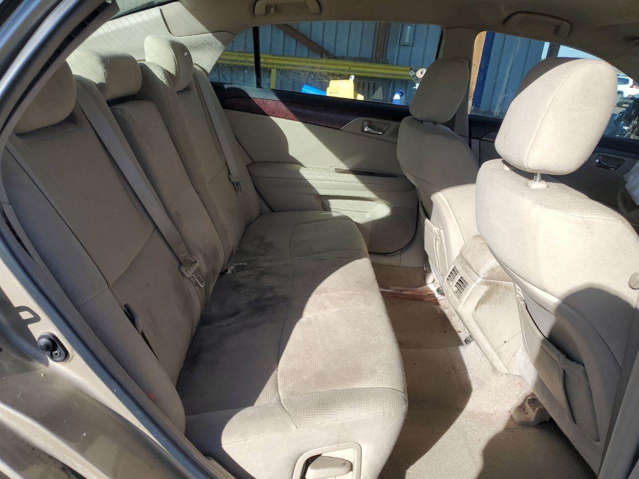 2011 TOYOTA Avalon