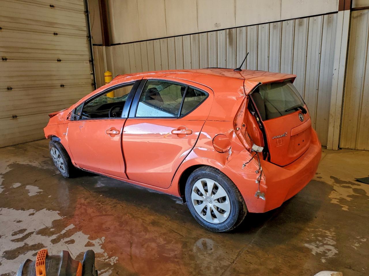 2013 TOYOTA Prius c