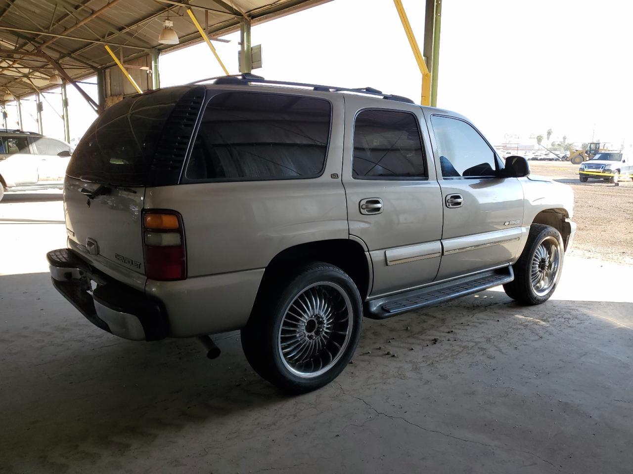 2002 CHEVROLET Tahoe