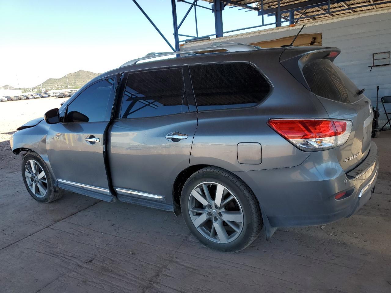 2015 NISSAN PATHFINDER
