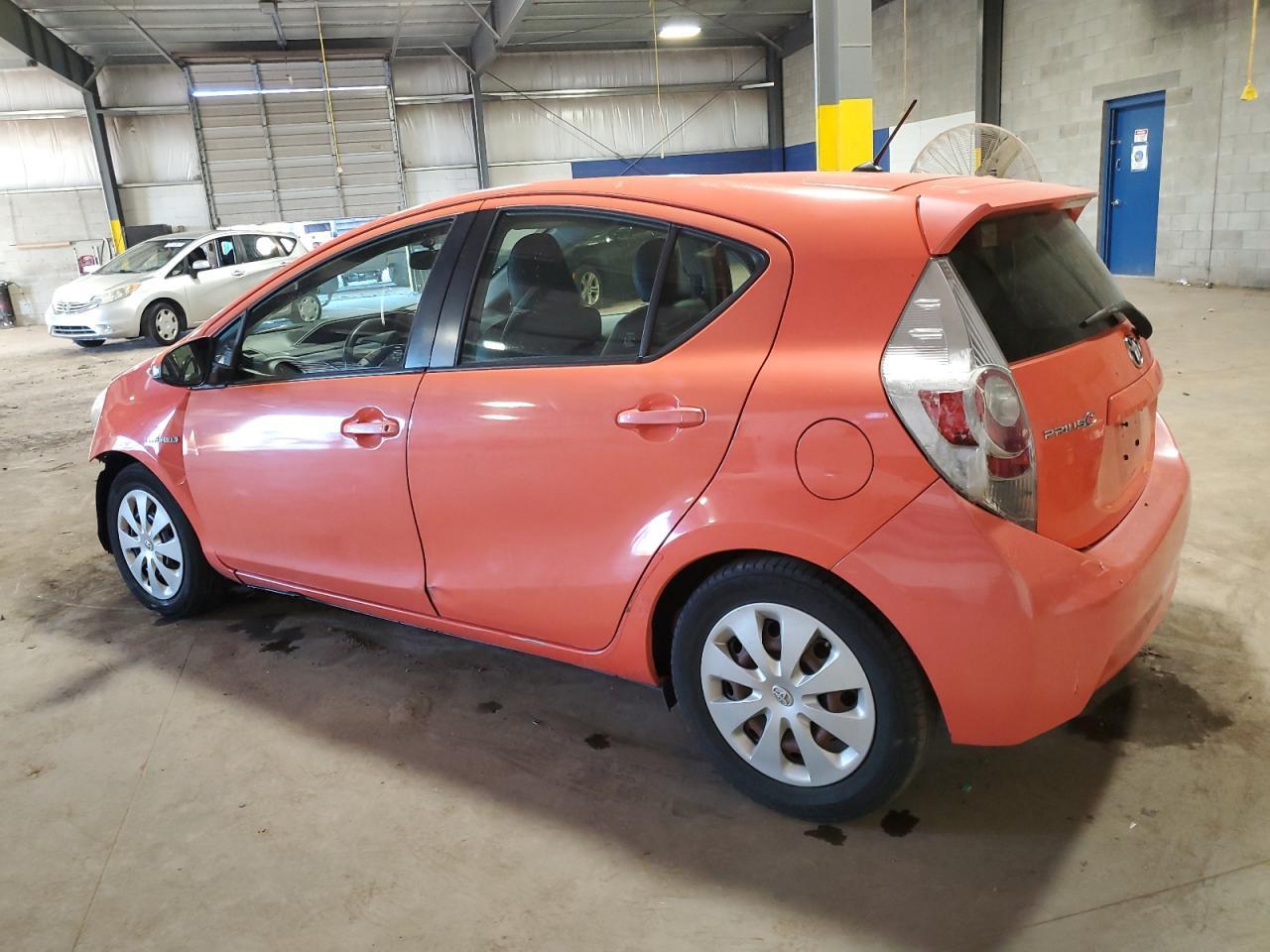 2012 TOYOTA Prius c