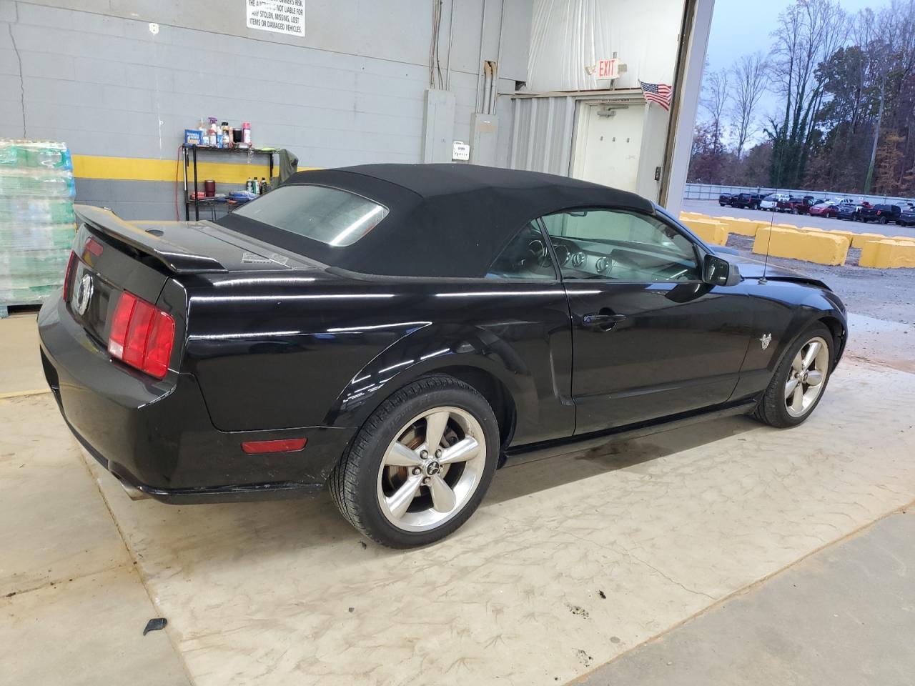 2009 FORD MUSTANG