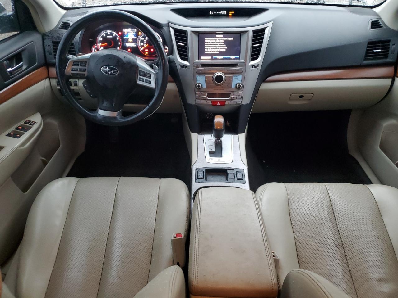 2014 SUBARU Outback