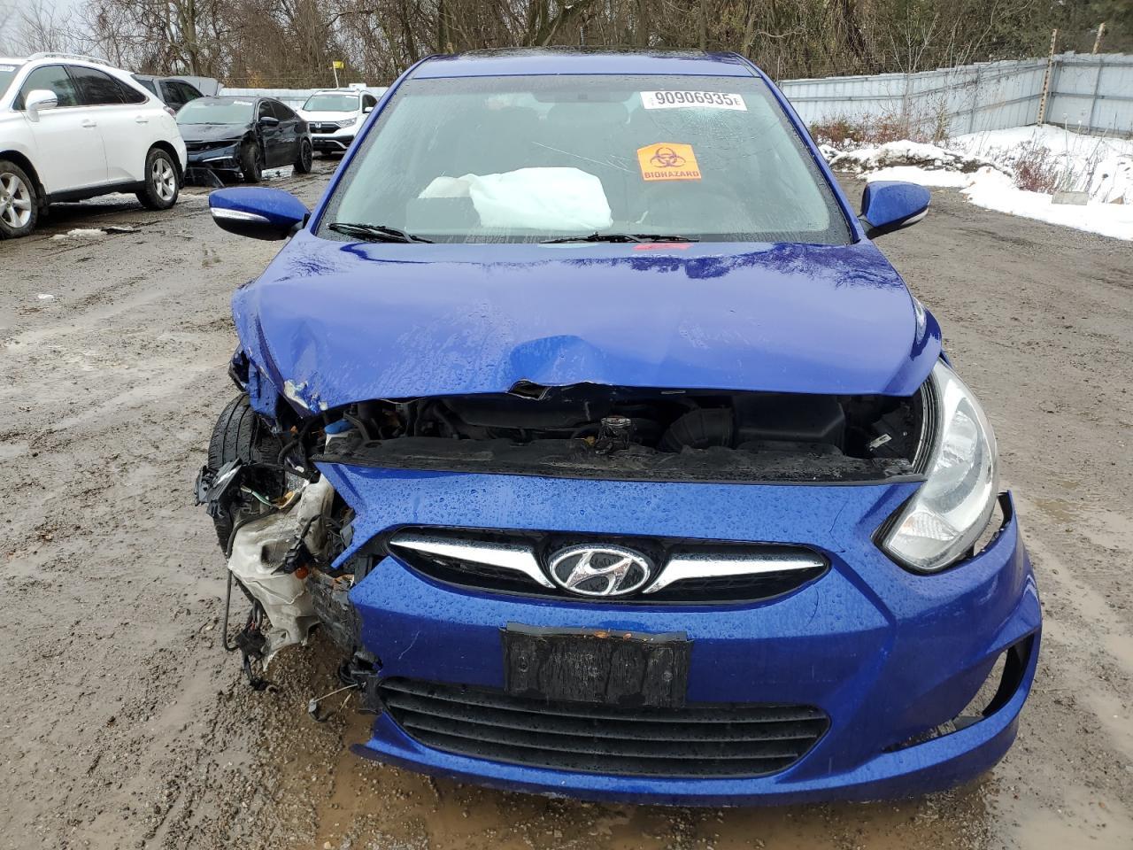 2012 HYUNDAI ACCENT