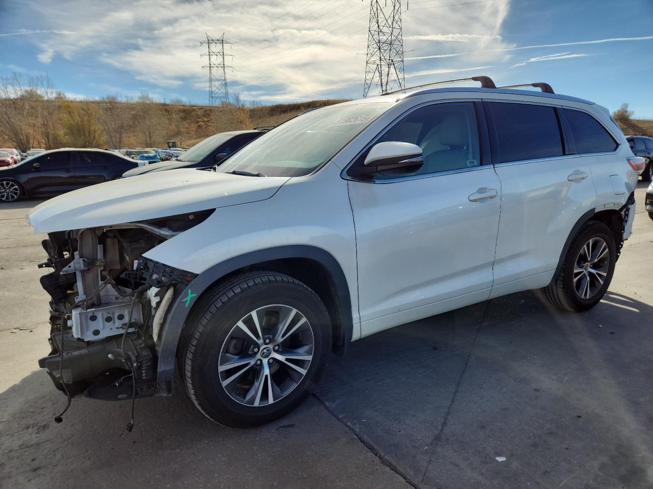 2016 TOYOTA HIGHLANDER