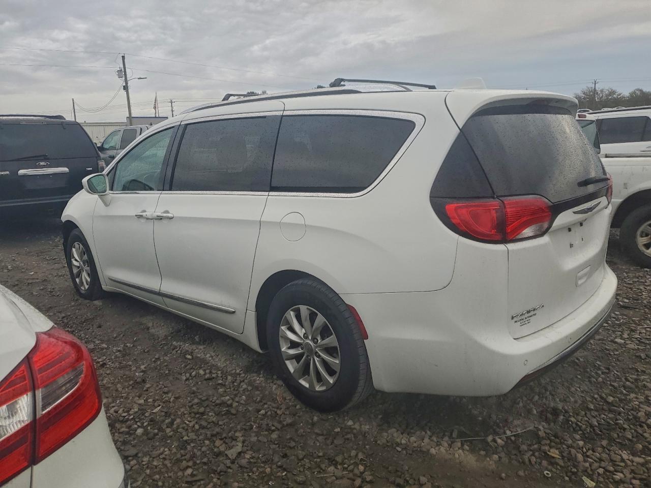 2019 CHRYSLER Pacifica