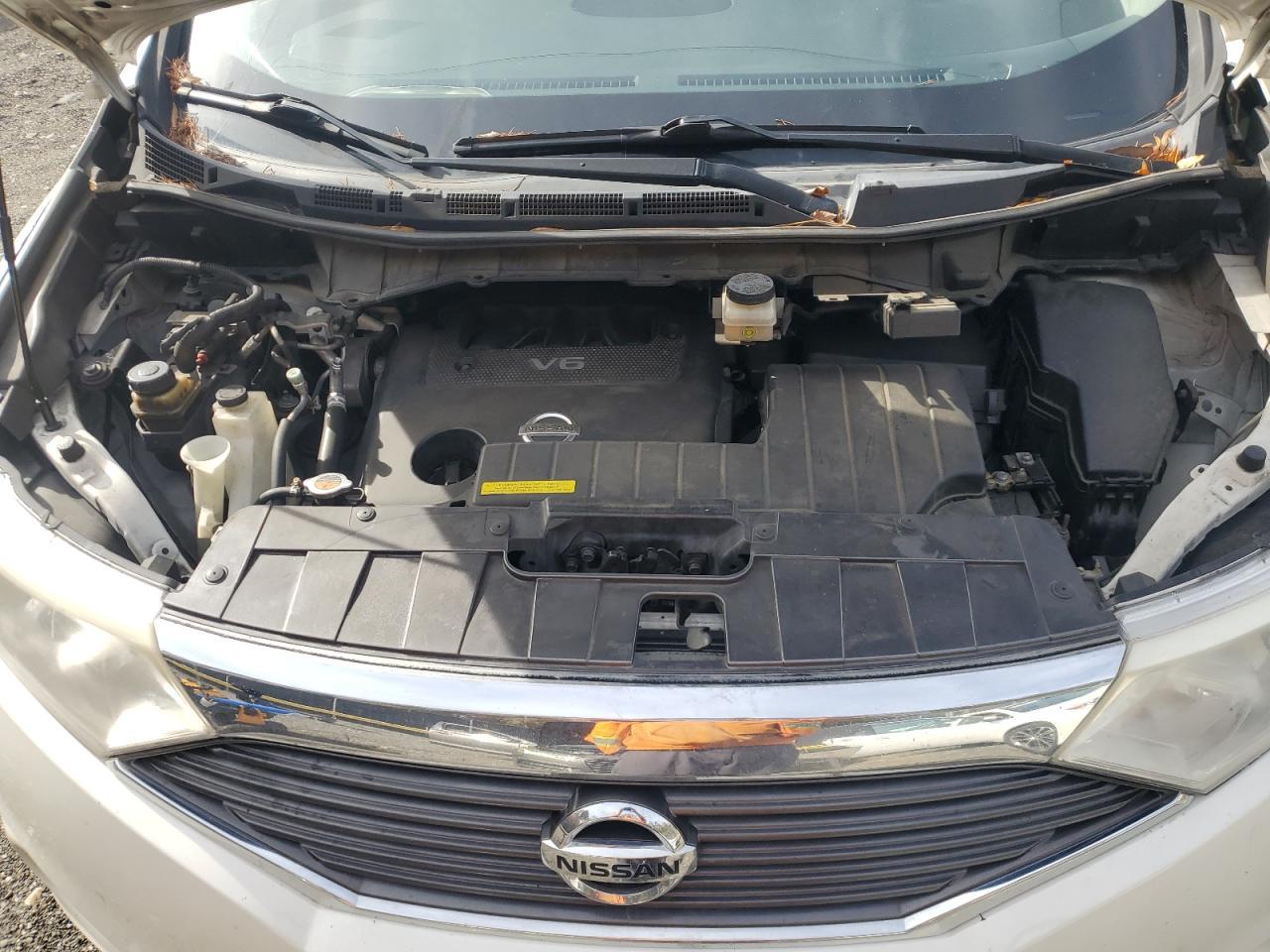 2015 NISSAN Quest