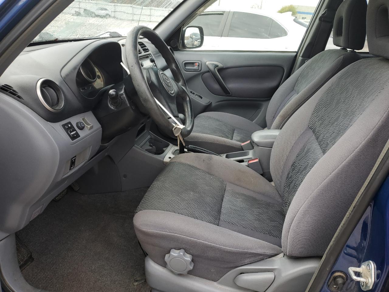 2002 TOYOTA RAV4