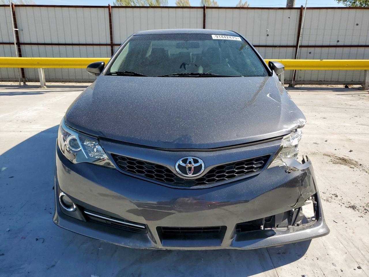 2014 TOYOTA CAMRY