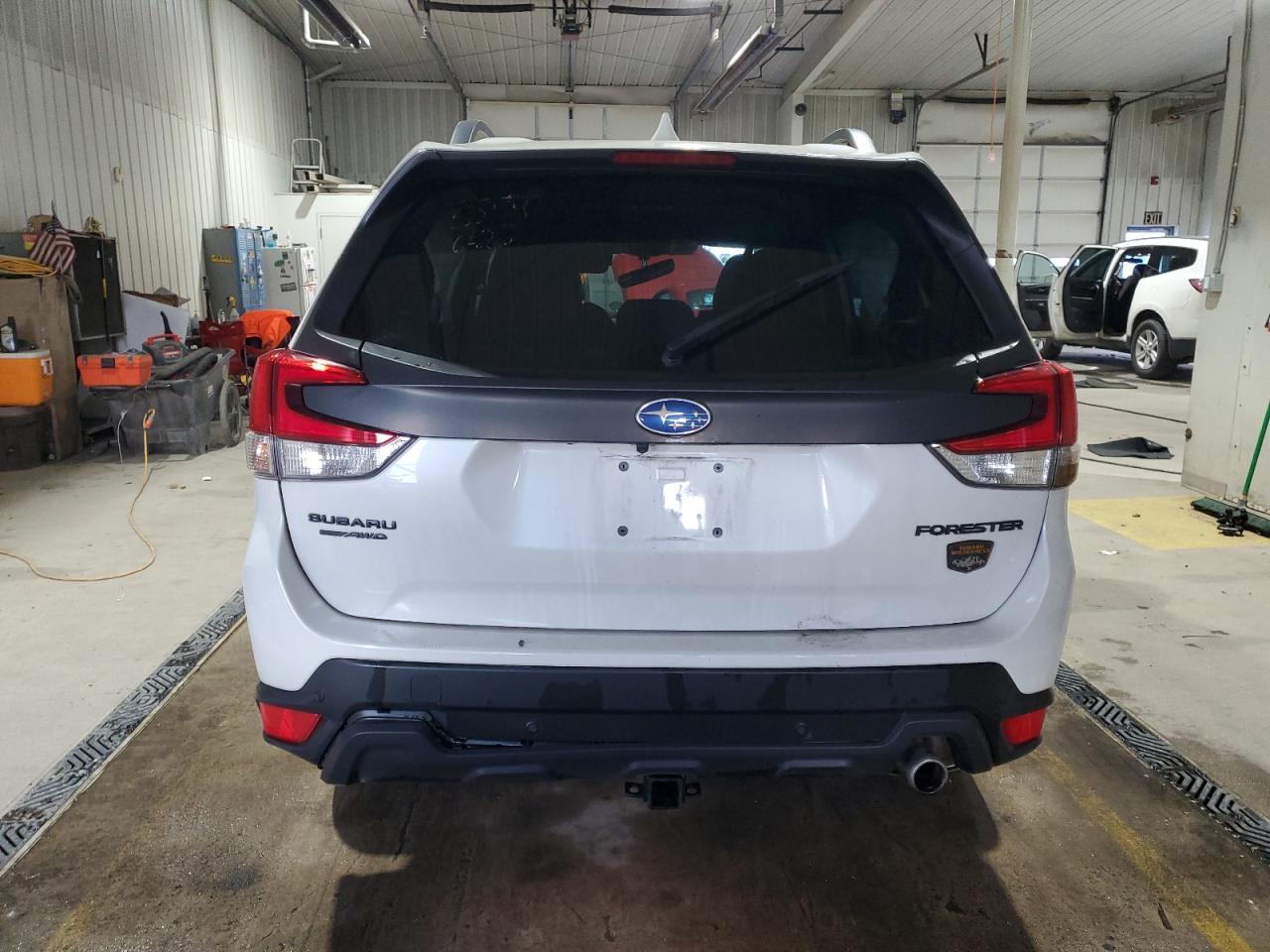 2023 SUBARU FORESTER
