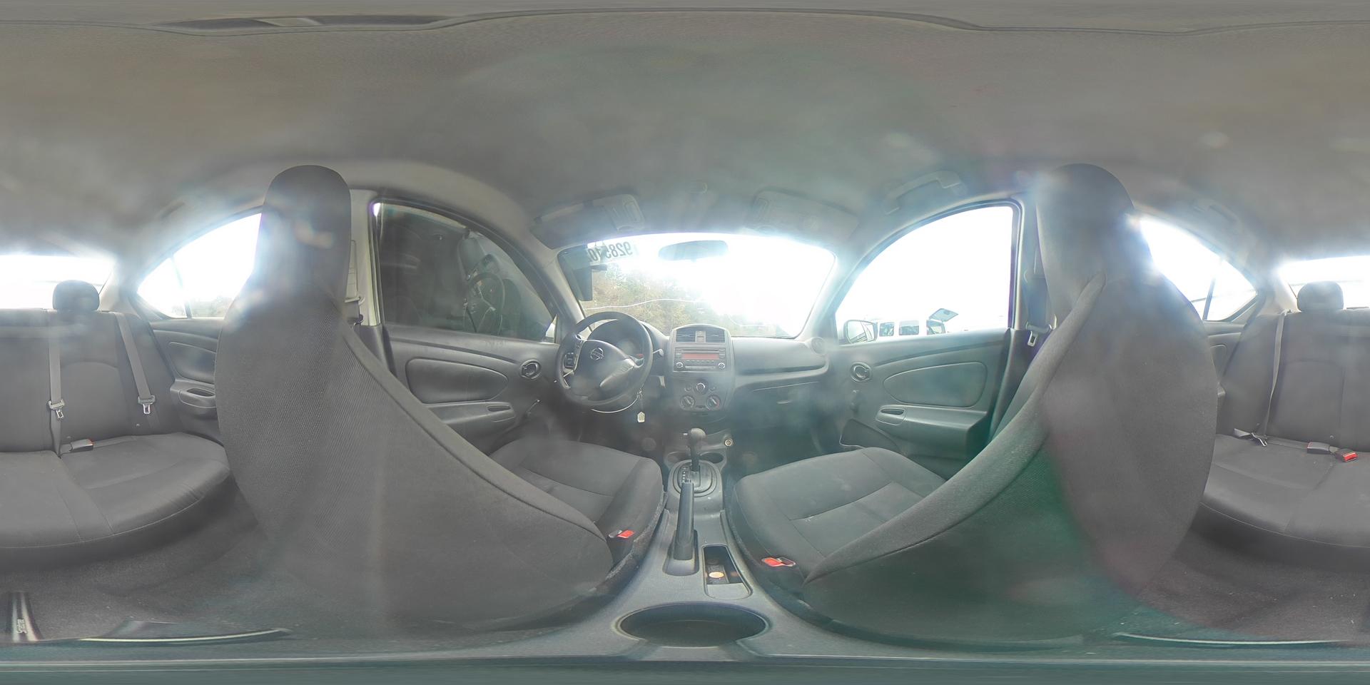 2017 NISSAN VERSA