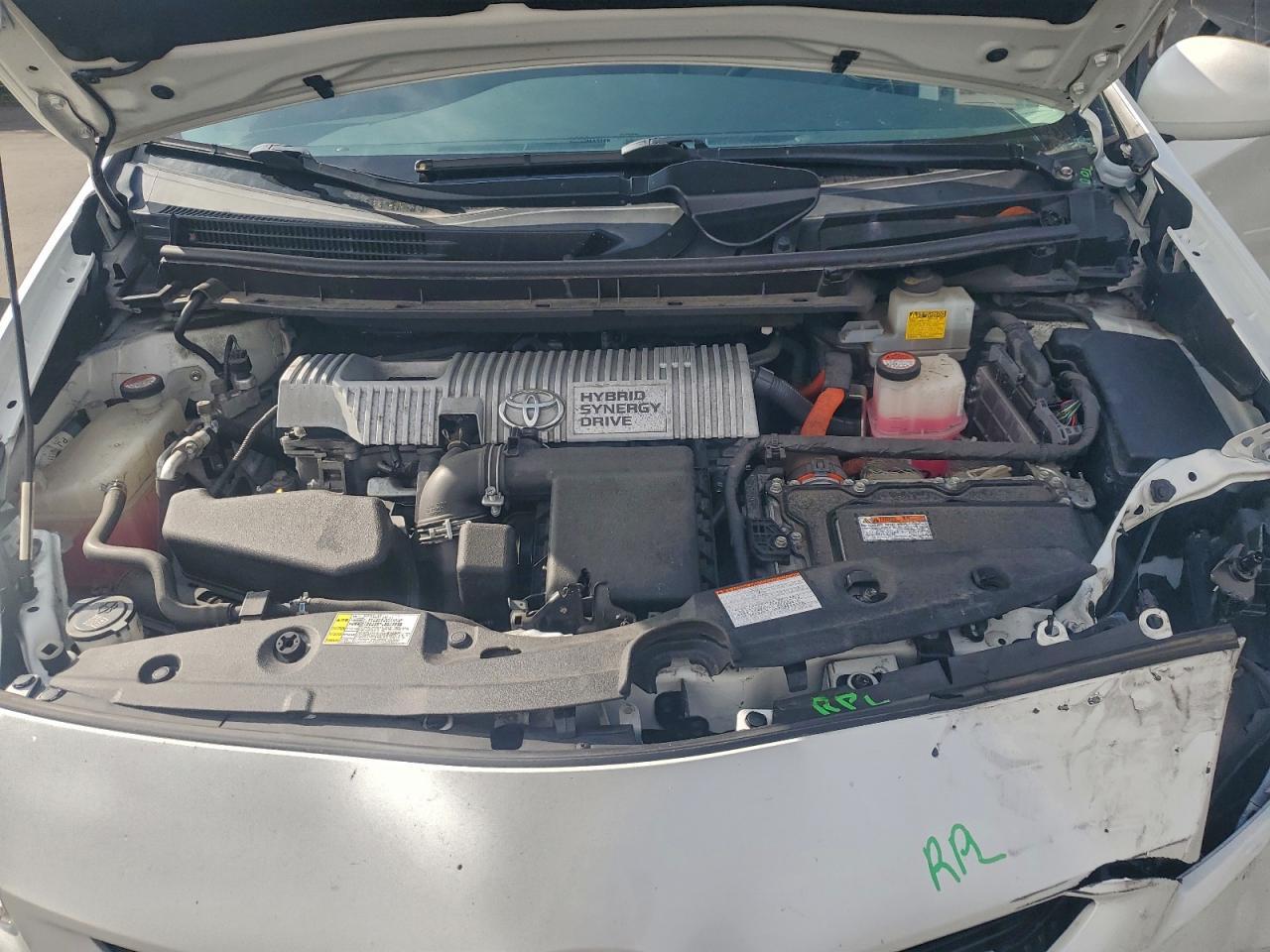 2015 TOYOTA PRIUS
