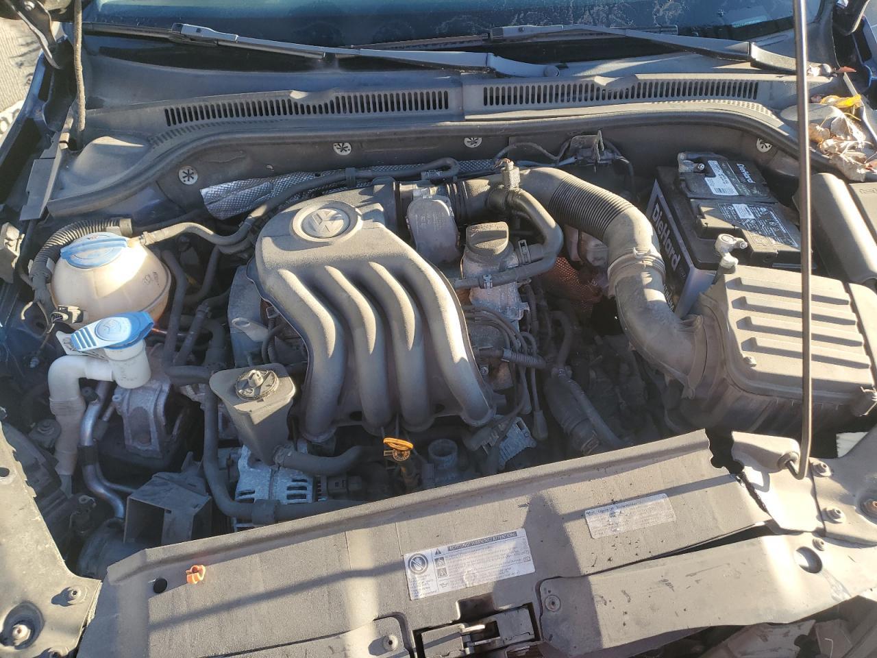 2012 VOLKSWAGEN JETTA