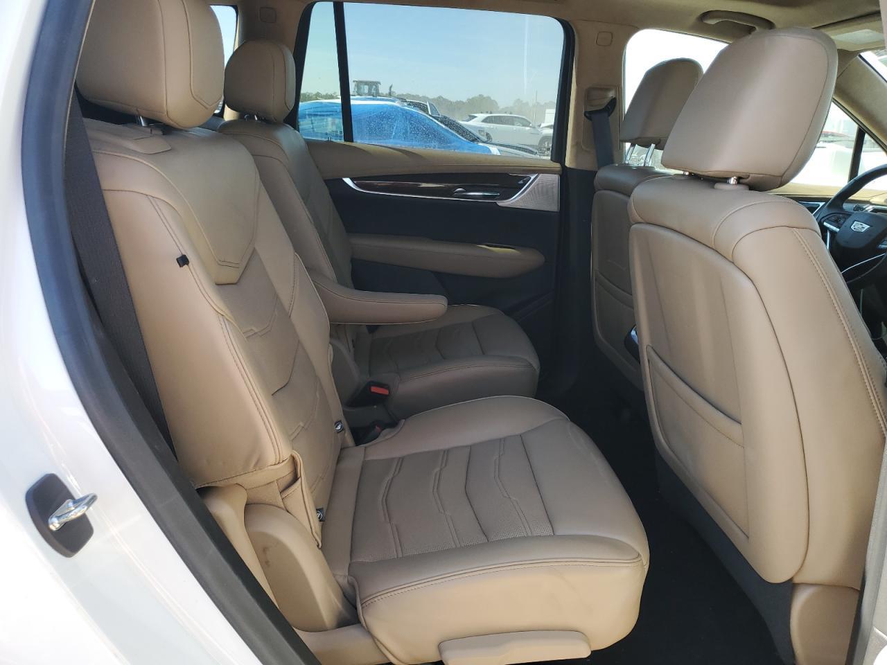 2020 CADILLAC XT6