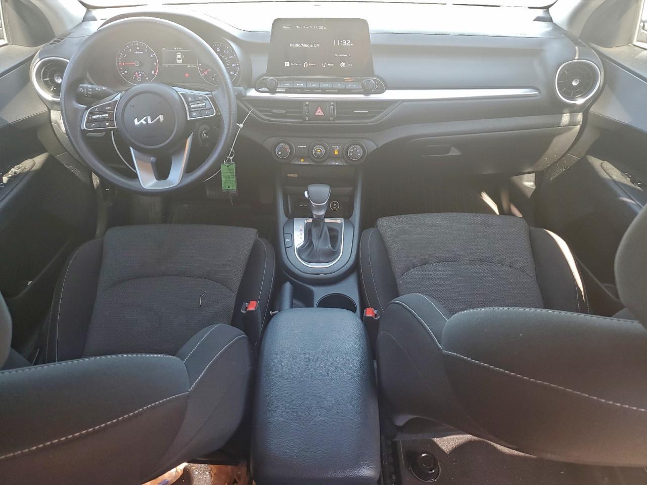 2023 KIA FORTE