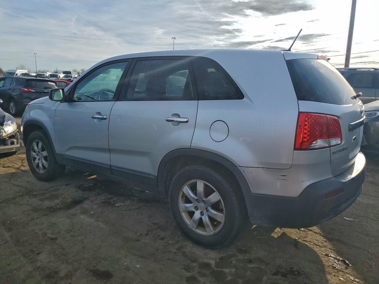 2011 KIA SORENTO