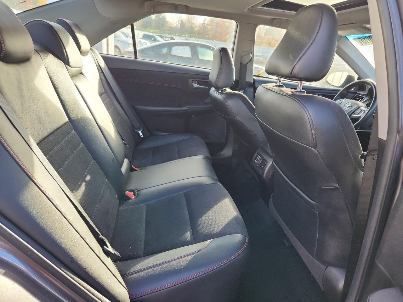2016 TOYOTA CAMRY