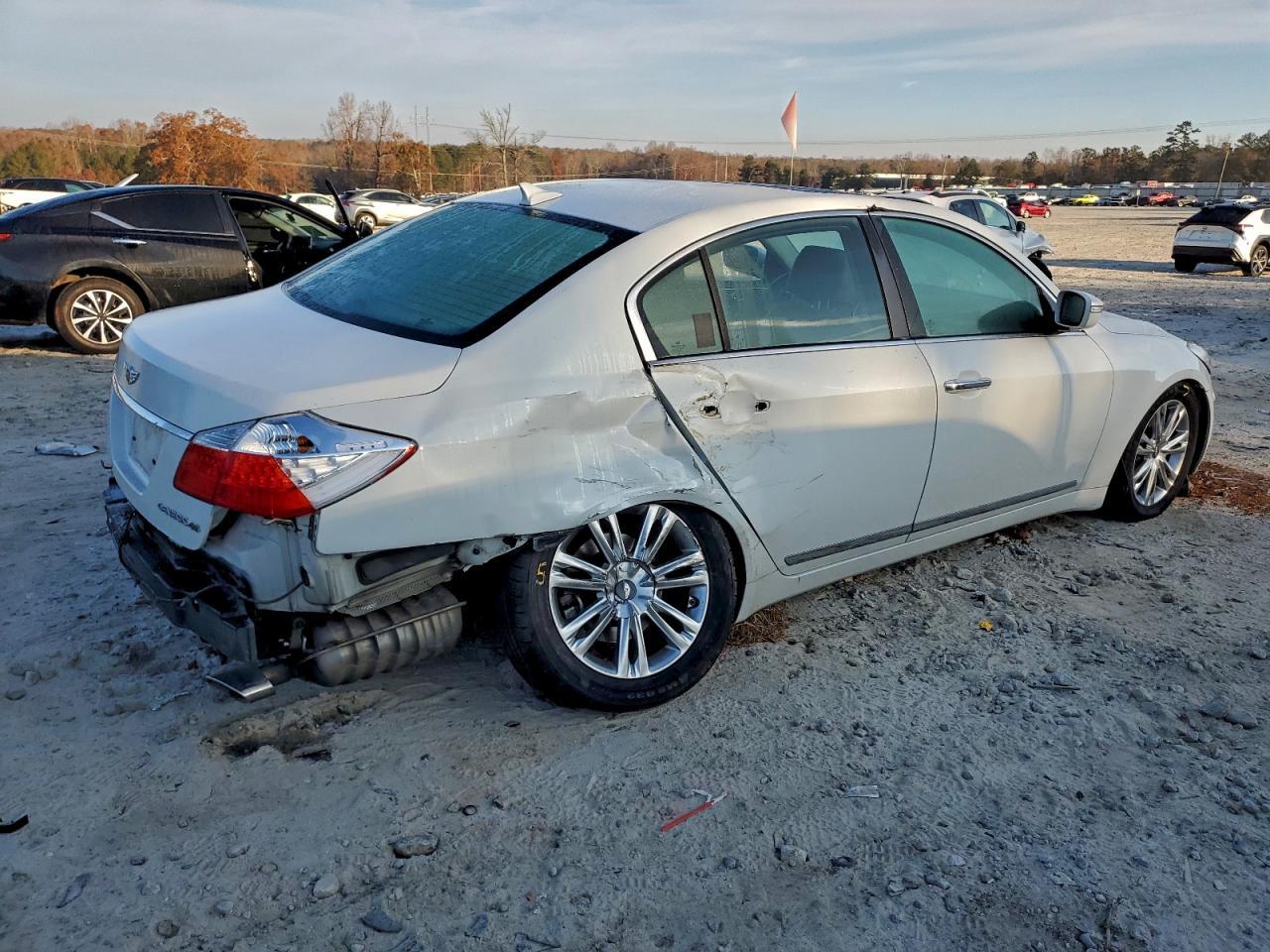 2010 HYUNDAI GENESIS