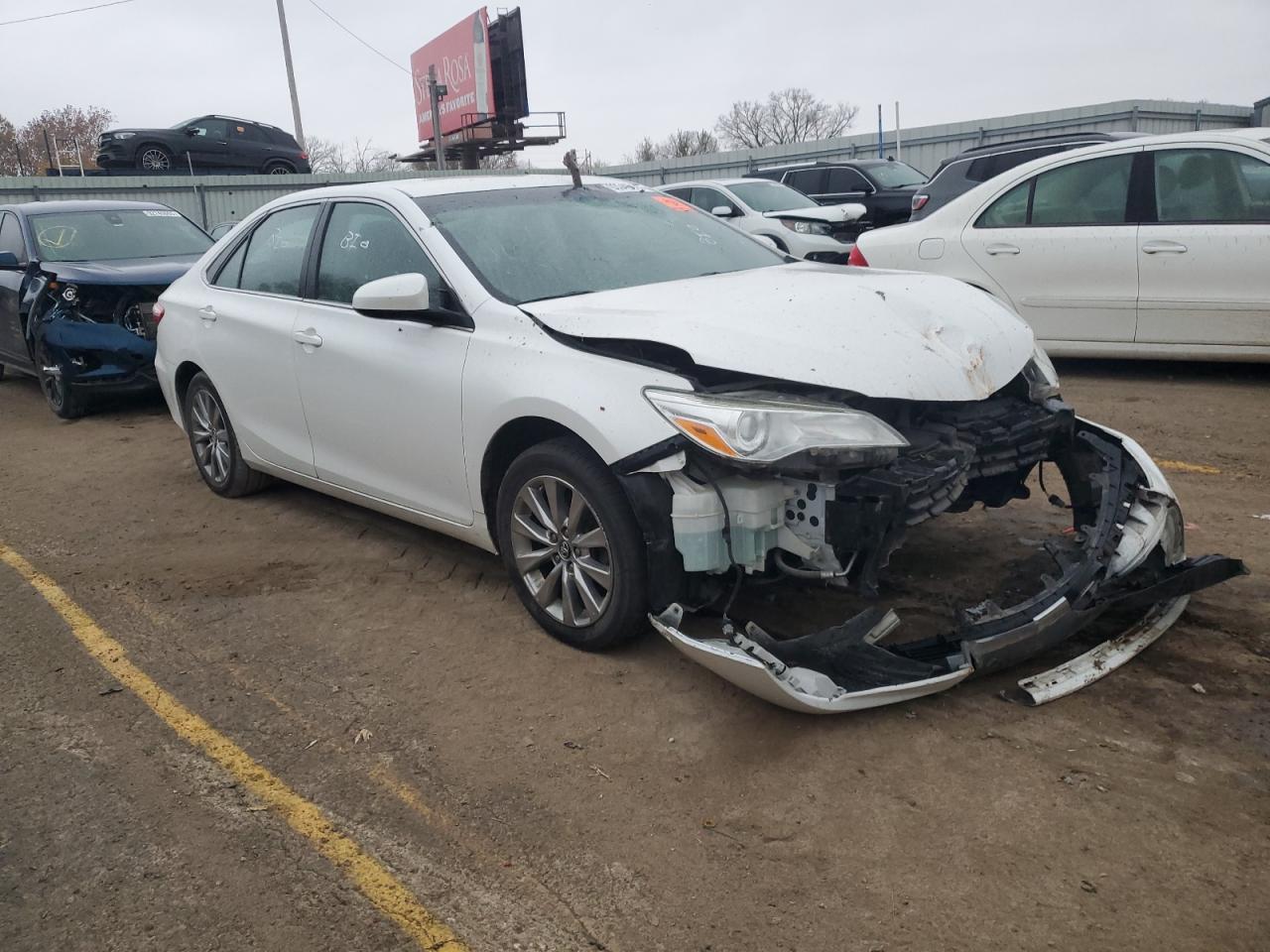 2017 TOYOTA CAMRY
