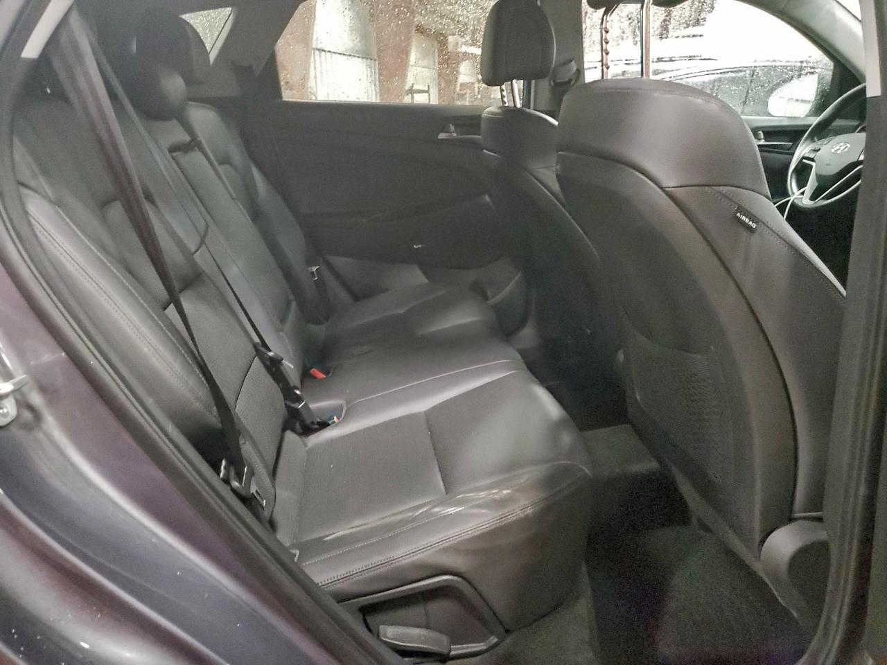 2017 HYUNDAI TUCSON