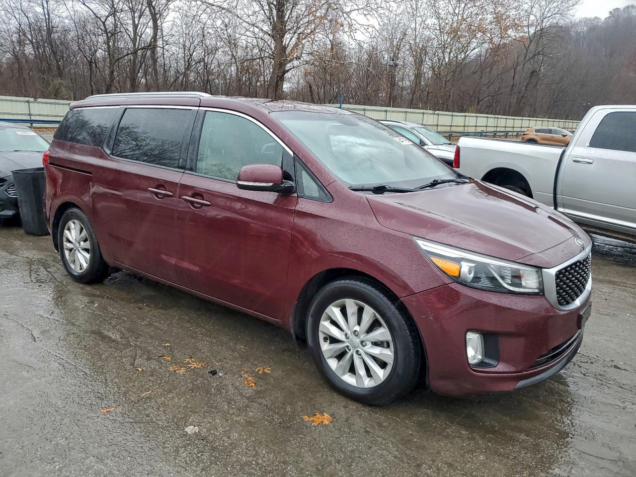 2015 KIA SEDONA