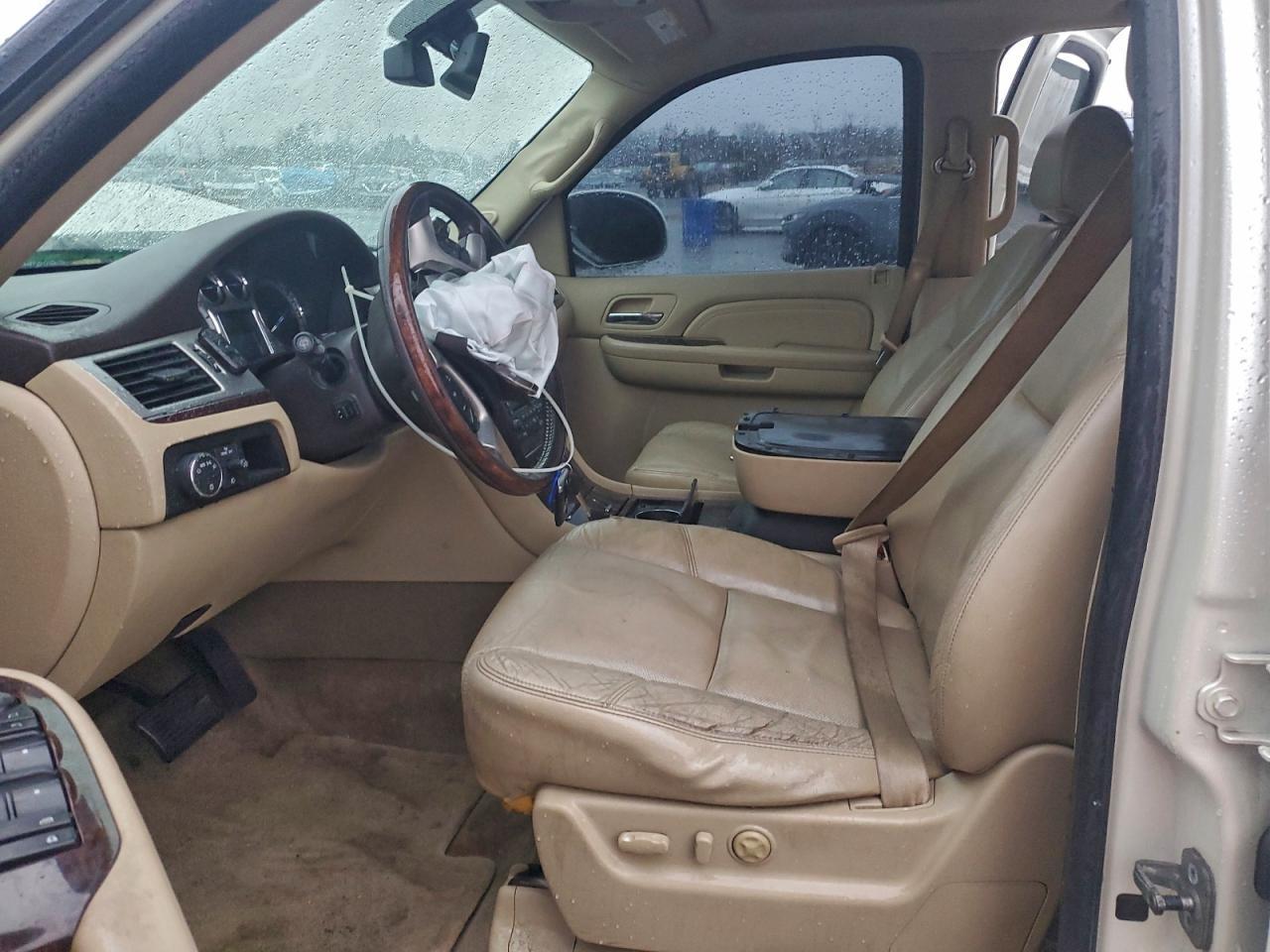 2009 CADILLAC ESCALADE