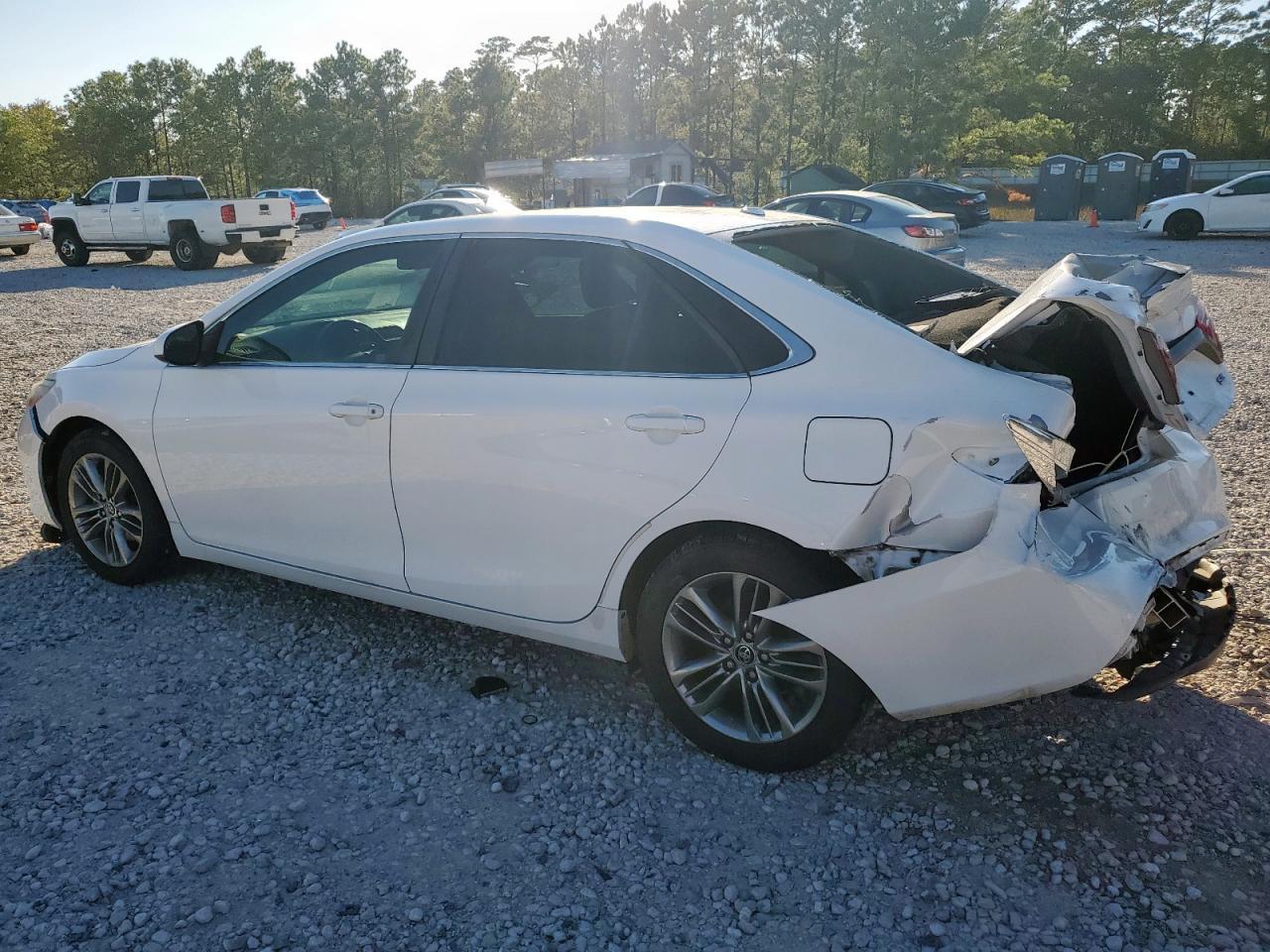 2016 TOYOTA CAMRY