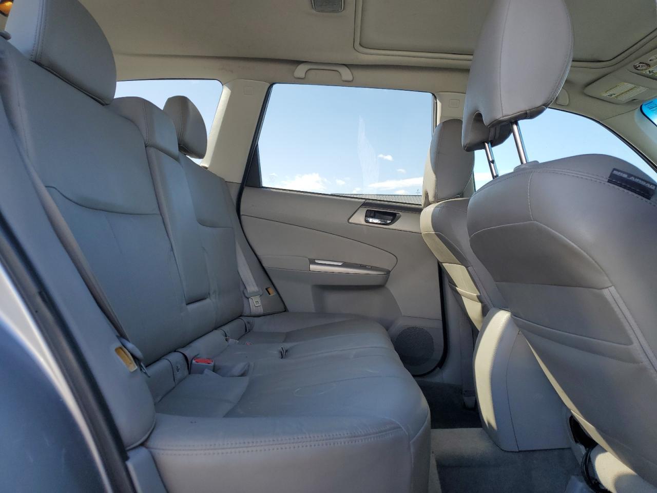 2010 SUBARU FORESTER