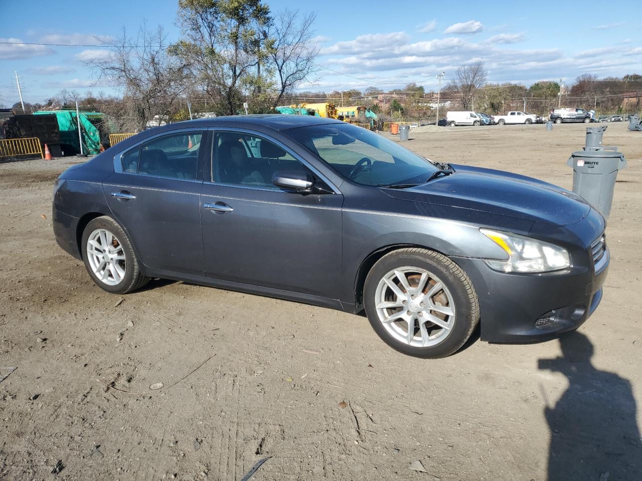 2012 NISSAN Maxima