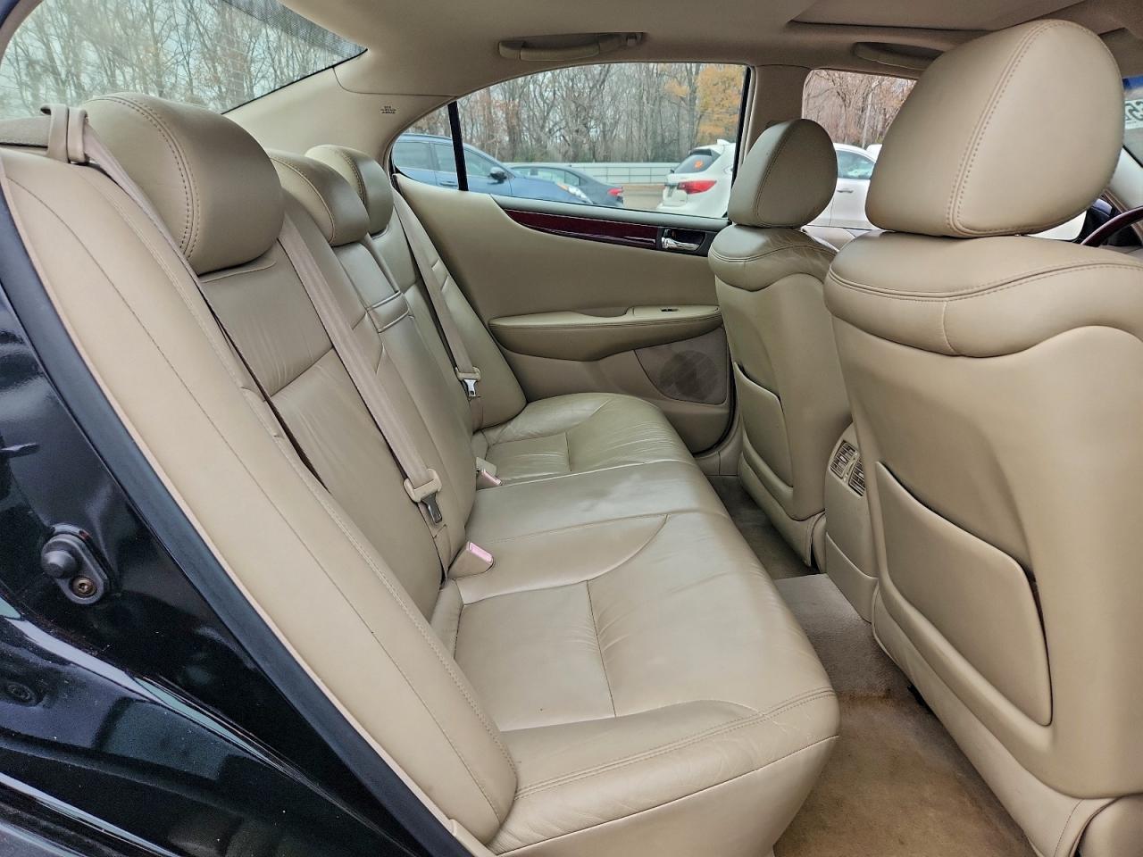 2004 LEXUS ES 330