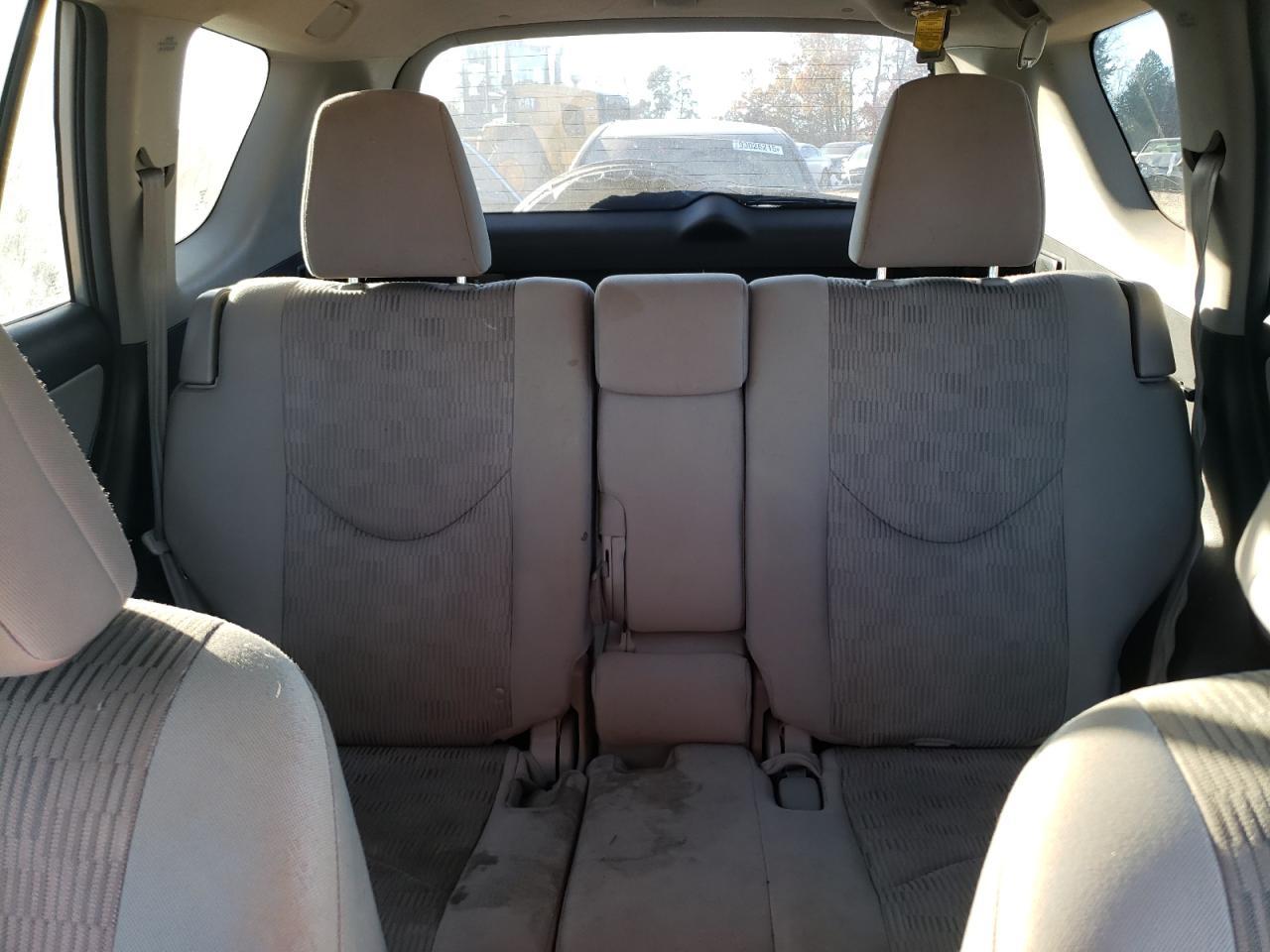 2011 TOYOTA RAV4