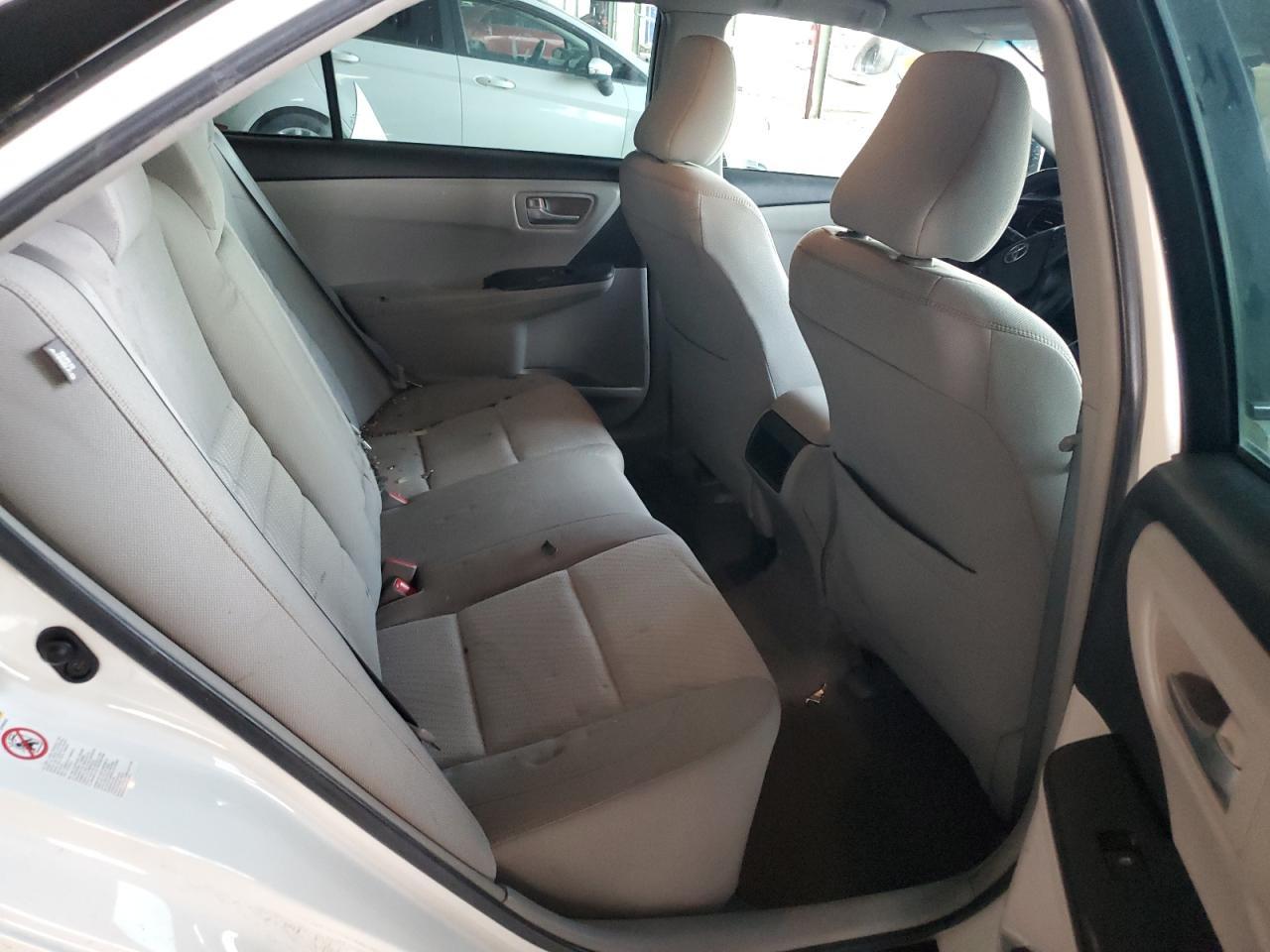 2016 TOYOTA CAMRY