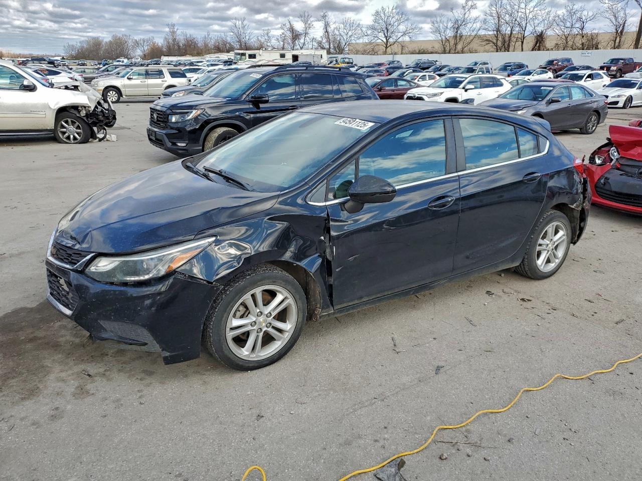 2017 CHEVROLET CRUZE