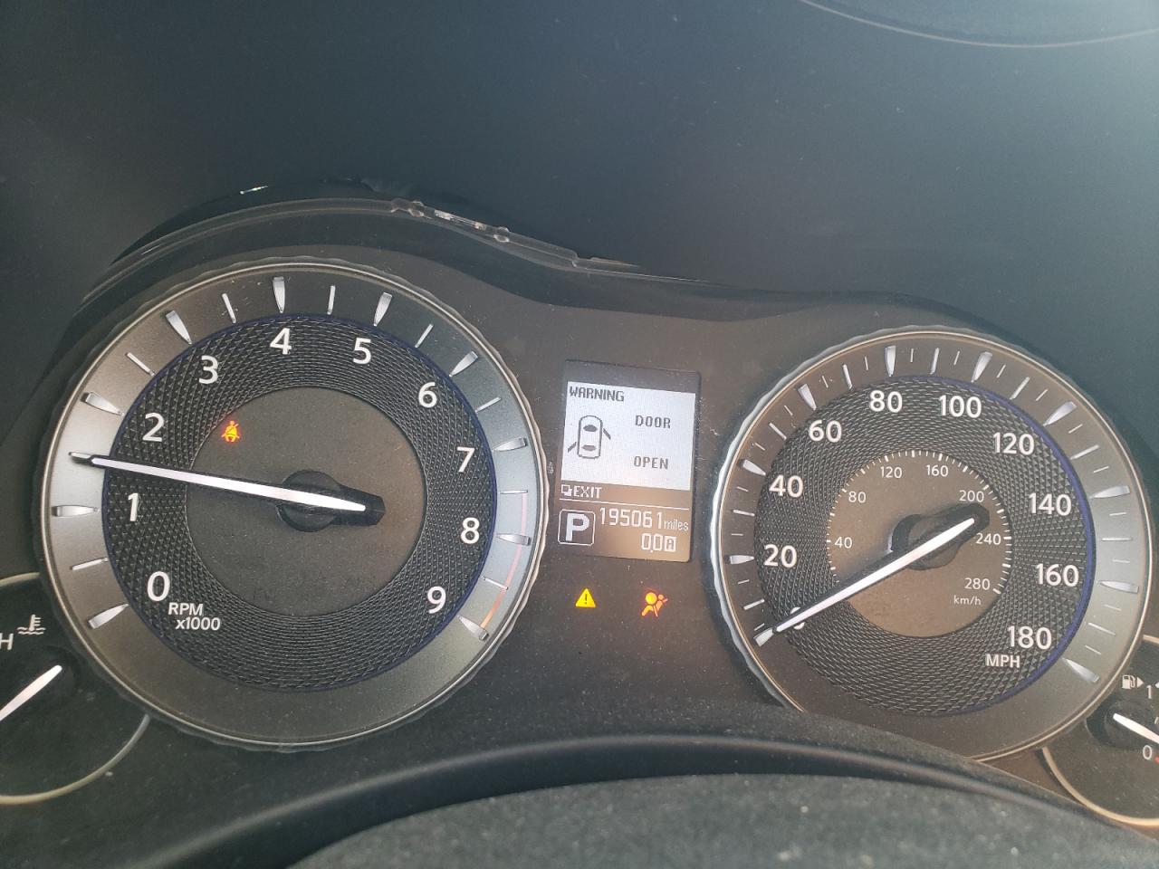 2015 INFINITI Q70