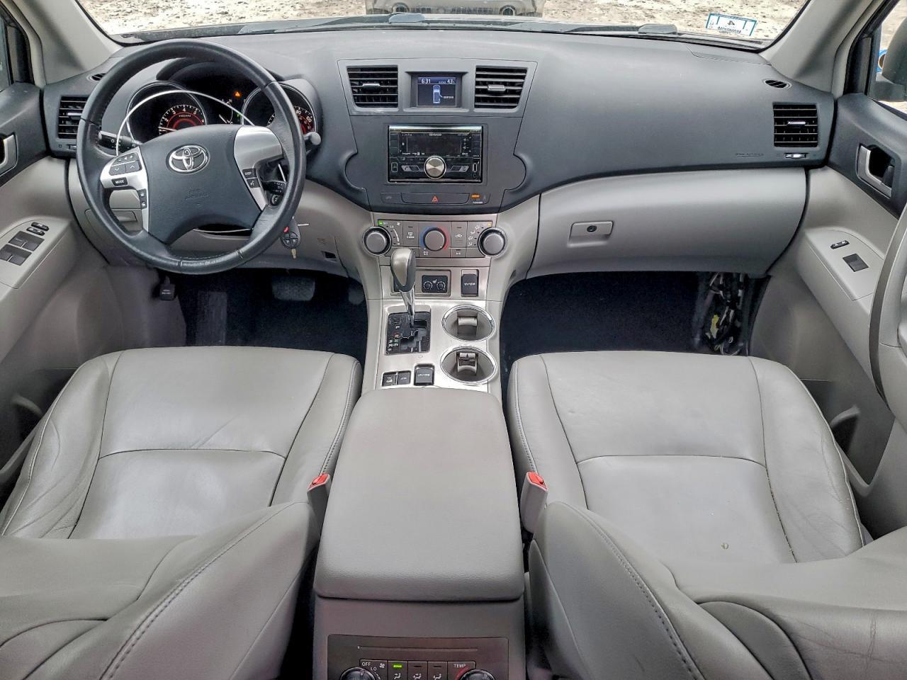 2012 TOYOTA HIGHLANDER
