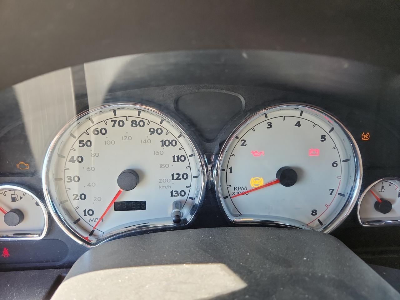 2004 SATURN Vue
