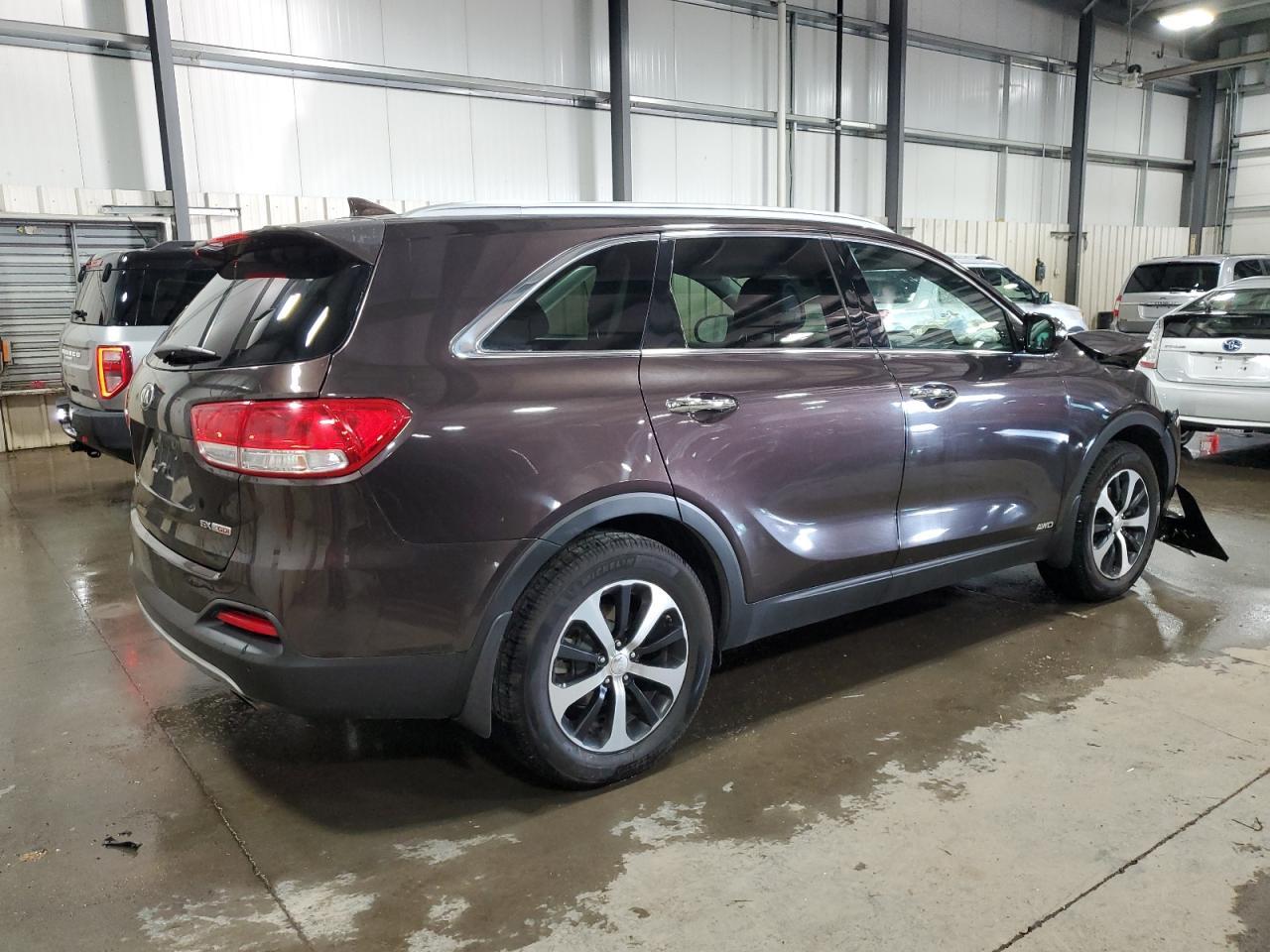 2016 KIA SORENTO