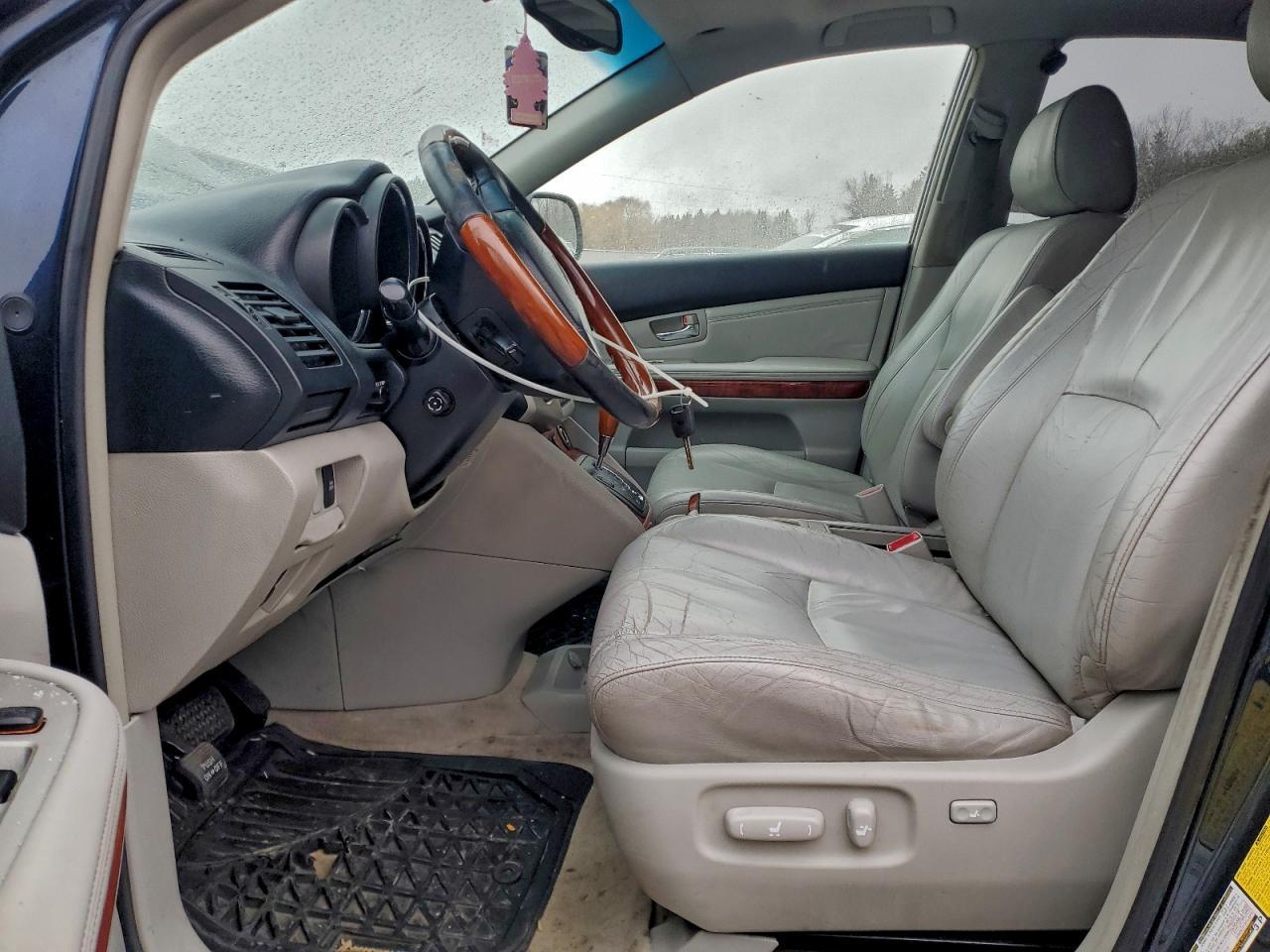 2004 LEXUS Rx 330
