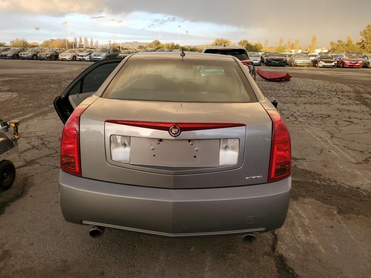 2005 CADILLAC CTS