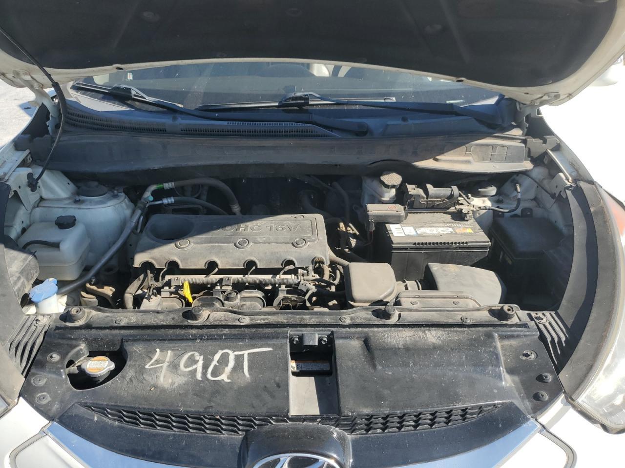2012 HYUNDAI TUCSON
