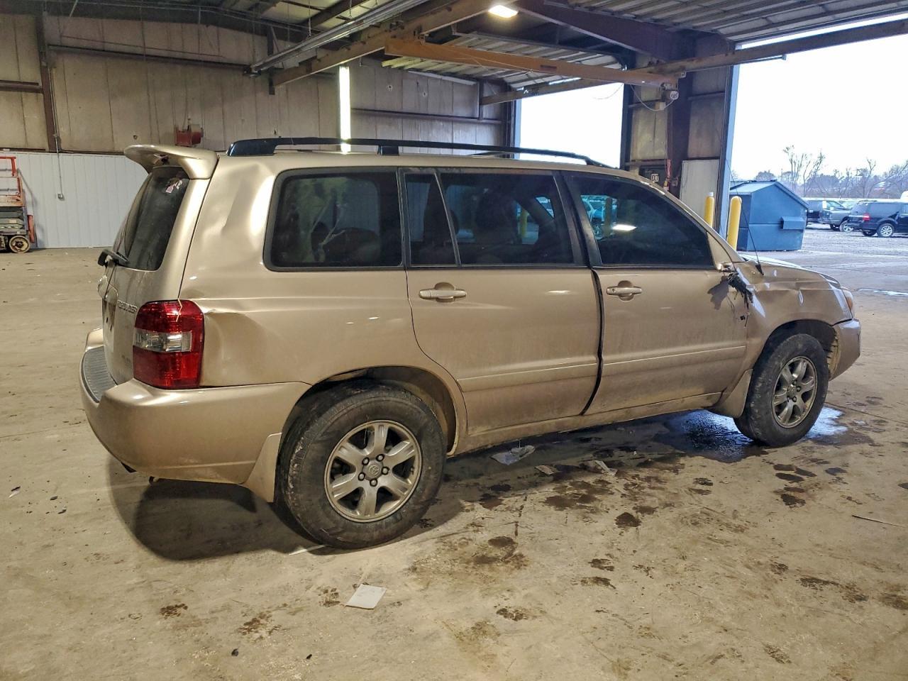 2005 TOYOTA HIGHLANDER